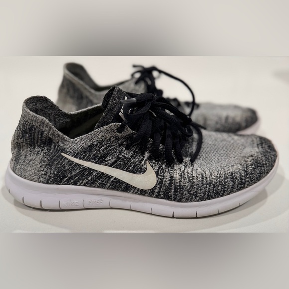 Nike Free RN Flyknit 2017 Black Gray Running Shoes Women’s Size 9 - Picture 3 of 16